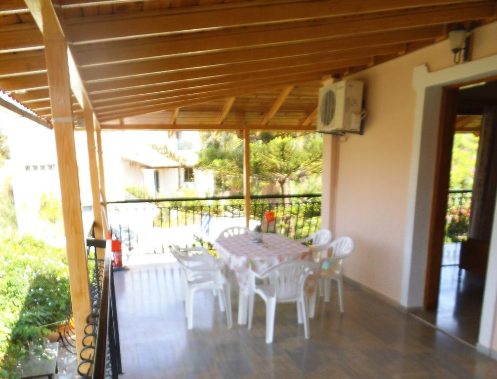 Villa Xenos Kalamákion الغرفة الصورة
