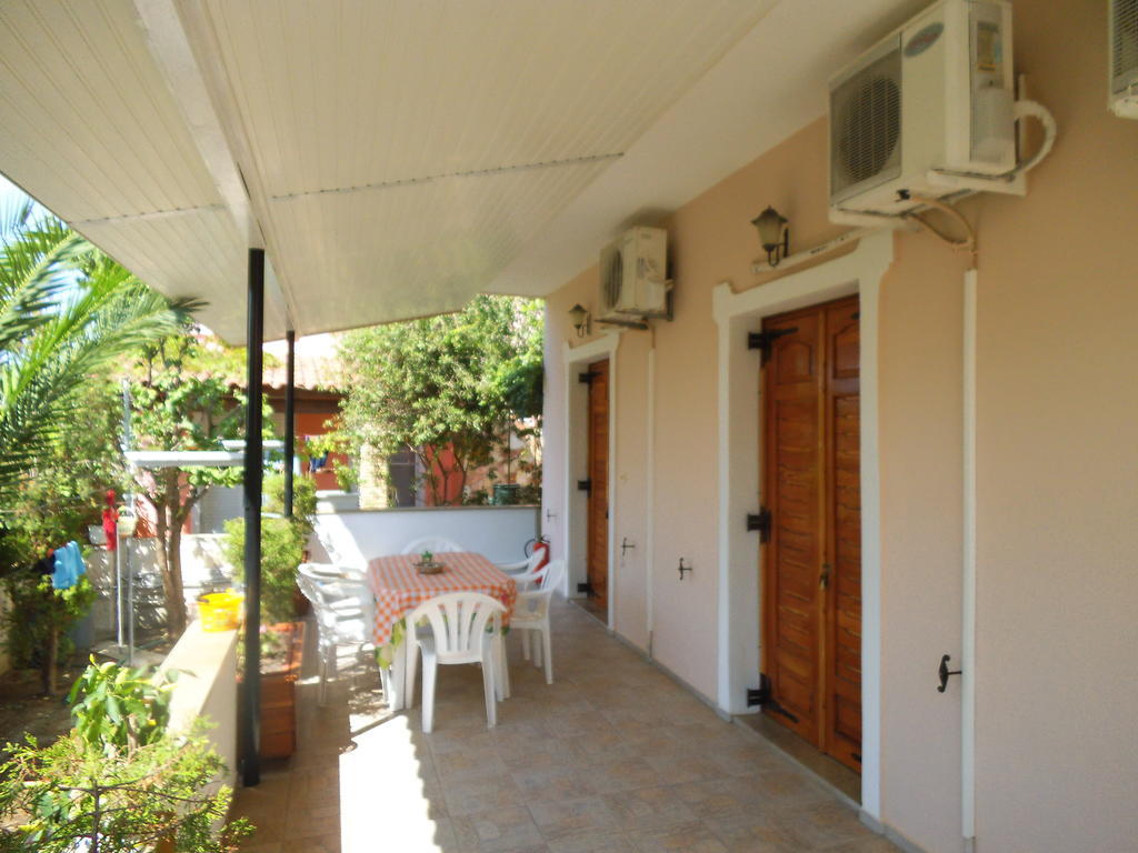 Villa Xenos Kalamákion الغرفة الصورة